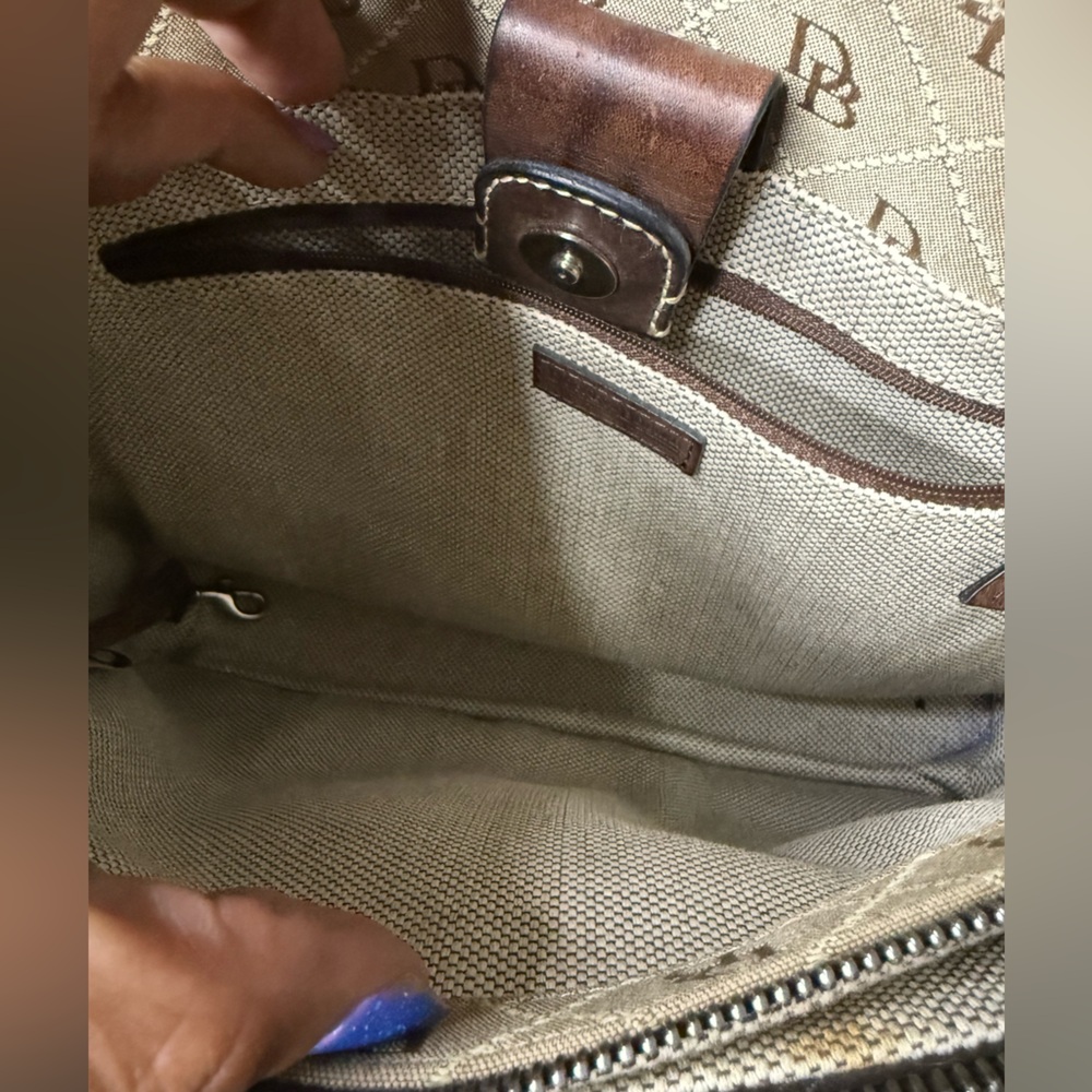 Dooney & Bourke Y2K Tote Shoulder Bag Signature Monogram light Brown East West - Picture 8 of 12